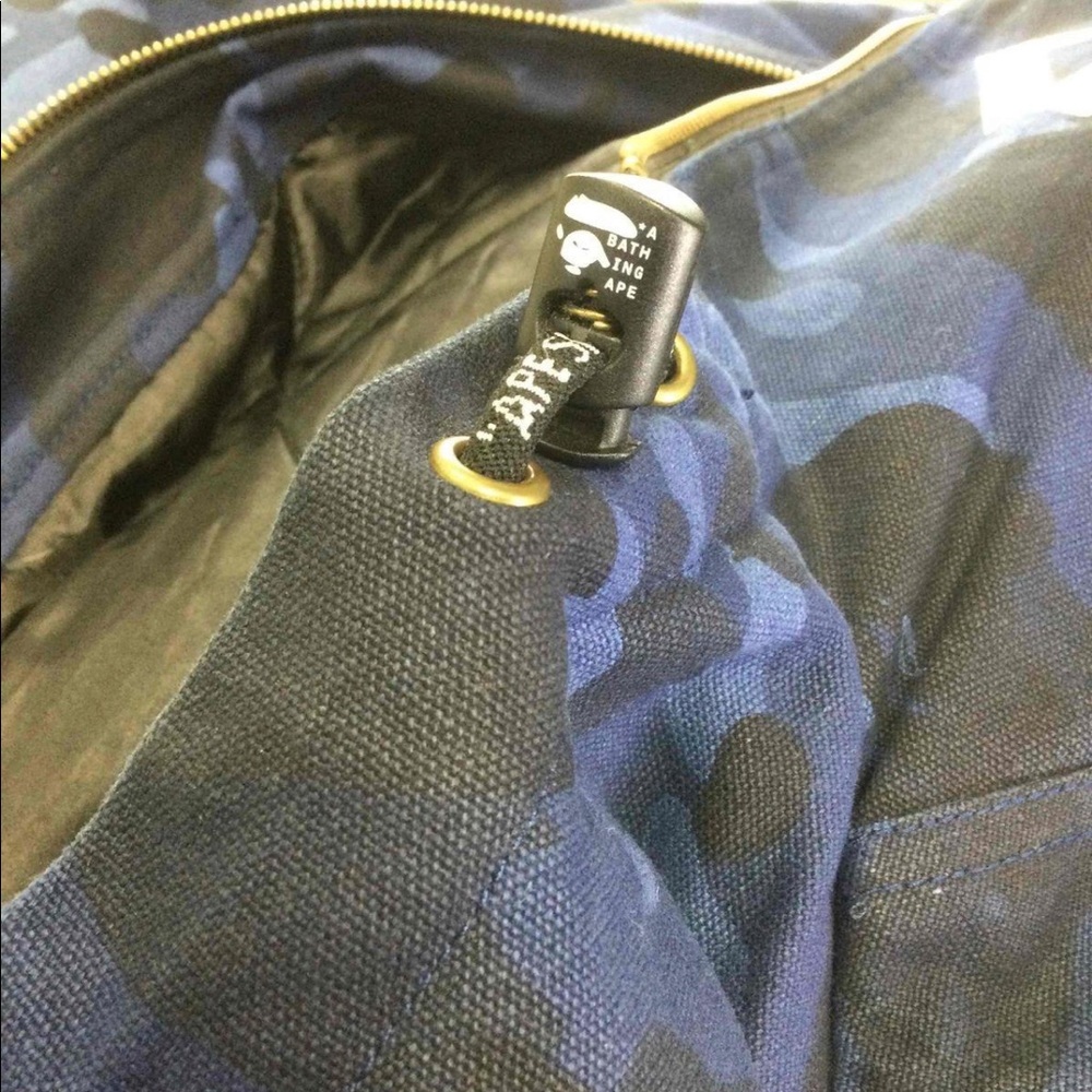 Bape X Carhartt jacket - Picture 4 of 4